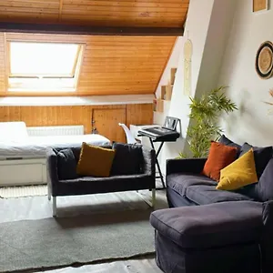 apt-cosy-place-near-atomium-with-parking.brusselshotelsbook.com/